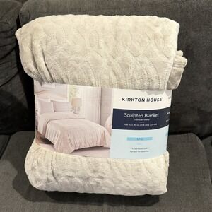 Kirkton‎ House Sculpted Blanket King Size 108″ x 90″ NEW